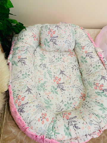 بيبي نيست مشجر بينك للمواليد الجدد | Baby Nest Pink Floral - Nuno Kids
